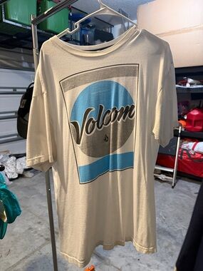 Volcom Cream Tee with Blue & Gray Graphic
